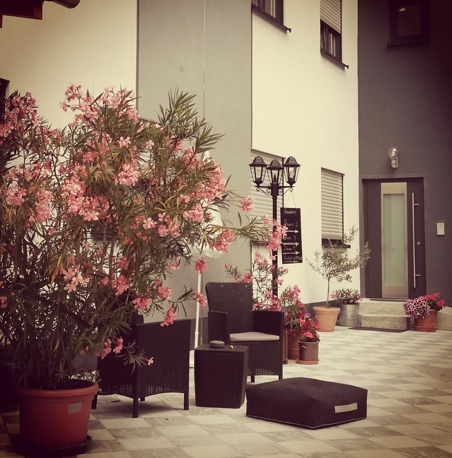 Oleander Hof Aparthotel Hochstadt Kültér fotó